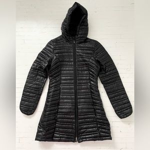 Patagonia down coat women’s size Medium